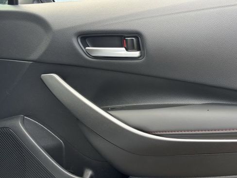 Used 2025 Toyota Corolla SE image 27