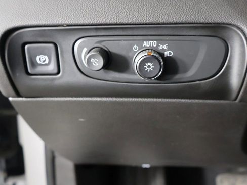Used 2021 Buick Enclave Avenir w/ Avenir Technology Package AWD/4WD image 43