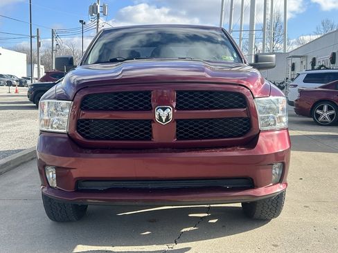 Used 2019 RAM 1500 Express w/ Express Value Package image 3