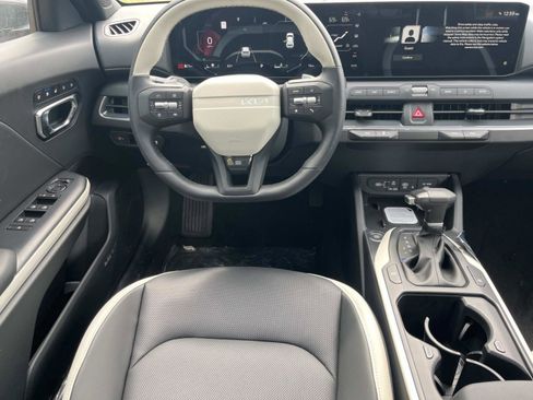 New 2026 Kia K4 GT-Line FWD image 9