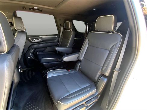 Used 2023 GMC Yukon SLT AWD/4WD image 21