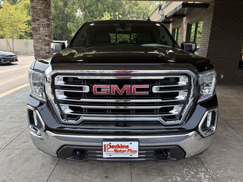 Used 2019 GMC Sierra 1500 SLT w/ SLT Premium Package AWD/4WD image 3