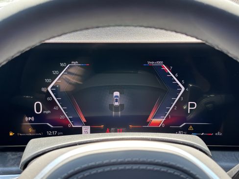 Used 2026 BMW X5 xDrive40i w/ M Sport Package image 23