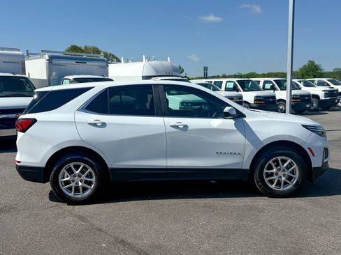 Certified 2024 Chevrolet Equinox LT AWD/4WD image 8