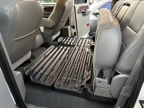 Used 2006 Ford F350 XL image 24