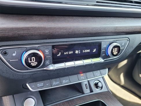 Used 2024 Audi Q5 2.0T Premium Plus image 17