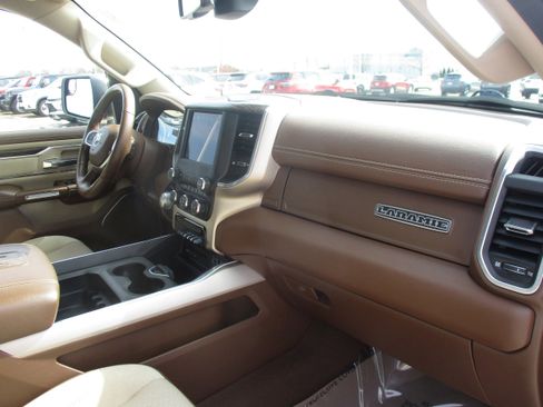 Used 2019 RAM 1500 Laramie image 49