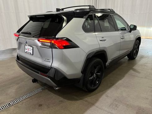 Used 2020 Toyota RAV4 XSE AWD/4WD image 4