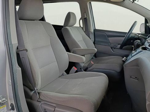 Used 2013 Honda Odyssey LX image 3
