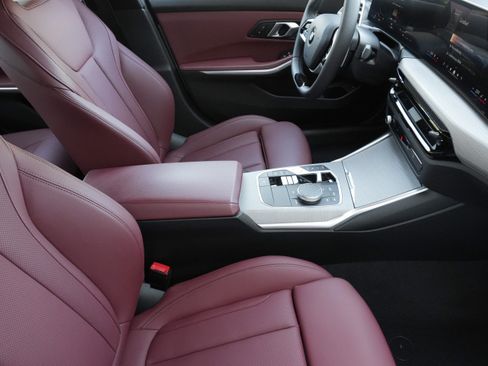 Certified 2025 BMW 330i Sedan RWD image 12