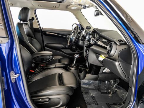 Used 2019 MINI Cooper S w/ Premium Package image 25