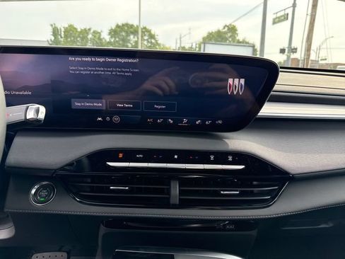 New 2026 Buick Enclave Preferred w/ Power Package FWD image 21