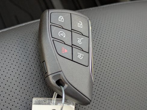 New 2026 GMC Yukon XL Elevation image 34