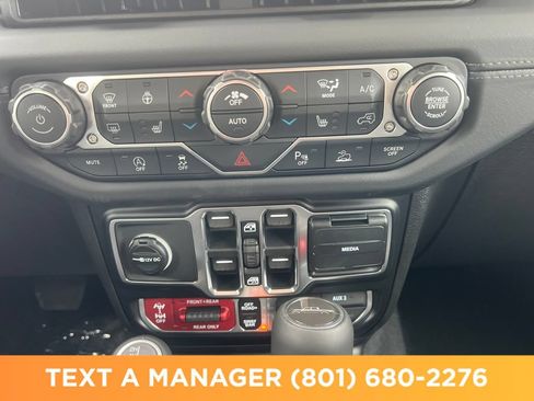 New 2026 Jeep Gladiator Rubicon w/ Safety Group AWD/4WD image 29