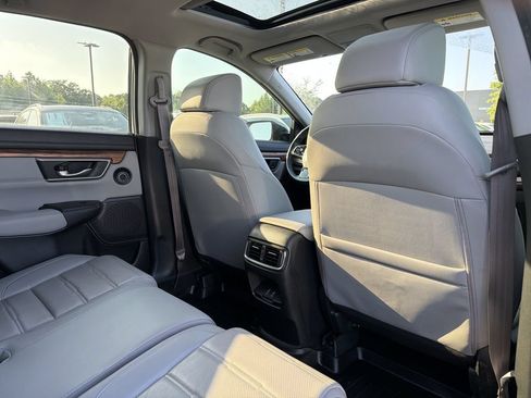 Used 2020 Honda CR-V Touring image 17