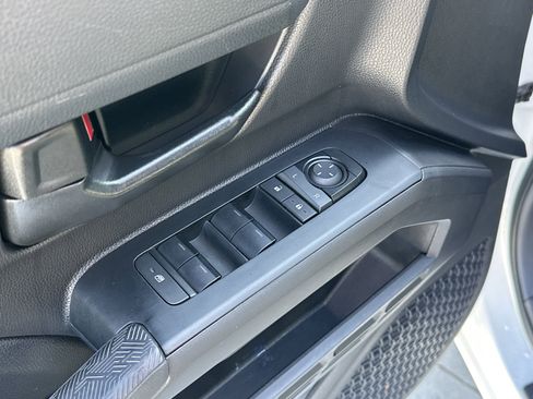 Certified 2024 Toyota Tacoma SR5 image 15