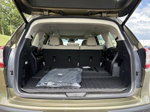 New 2026 Subaru Ascent Limited AWD/4WD image 12