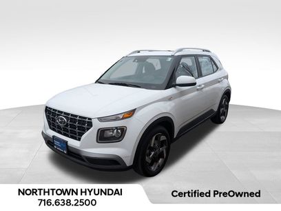 Used 2022 Hyundai Venue SEL w/ Cargo Package