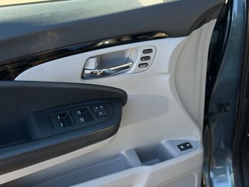 Used 2017 Honda Pilot Touring image 13