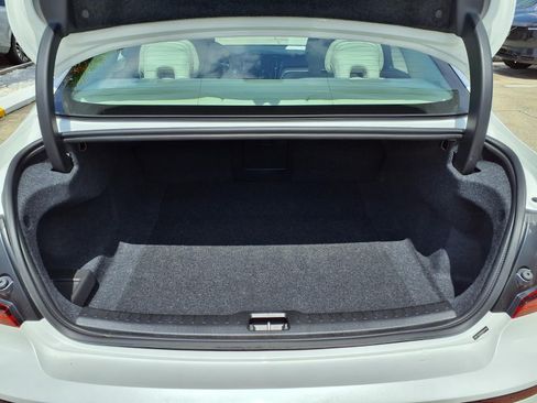 Certified 2025 Volvo S60 B5 Plus AWD/4WD image 18