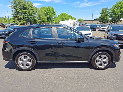 Used 2025 Honda HR-V LX image 7