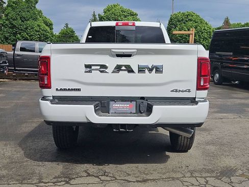 New 2026 RAM 2500 Laramie AWD/4WD image 6