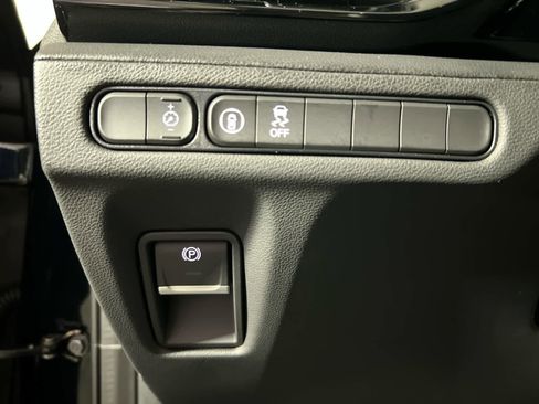 Used 2025 Acura MDX SH-AWD image 16