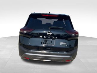 Used 2023 Nissan Rogue SL AWD/4WD video 4