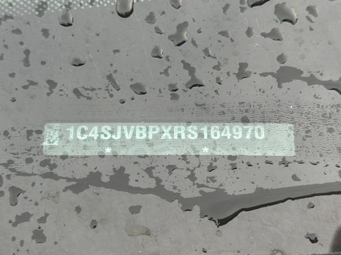 Used 2024 Jeep Wagoneer Series II w/ Flexible Seating Group image 3