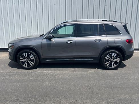 Used 2026 Mercedes-Benz GLB 250 image 3