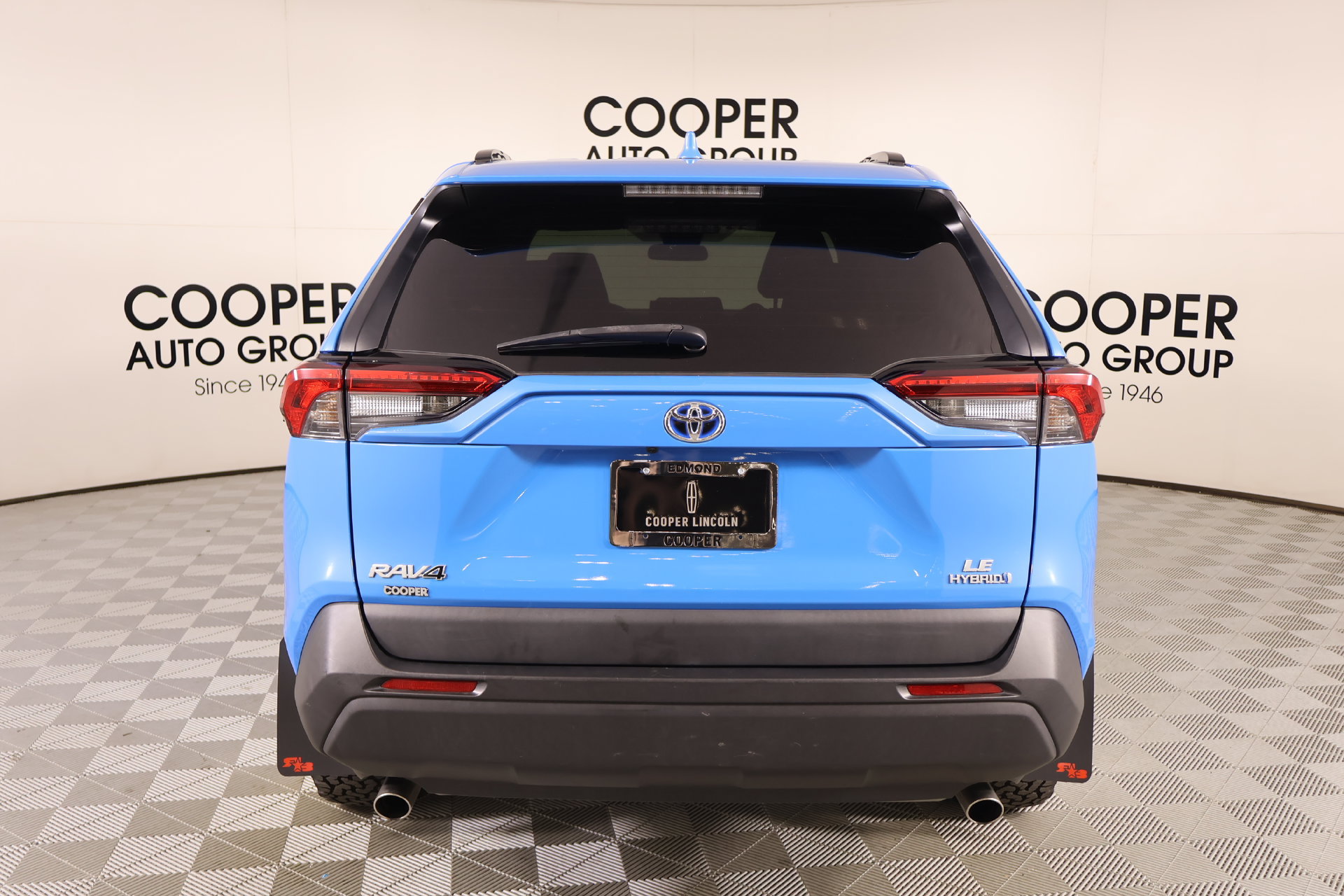 Used 2021 Toyota RAV4 LE AWD/4WD image 20