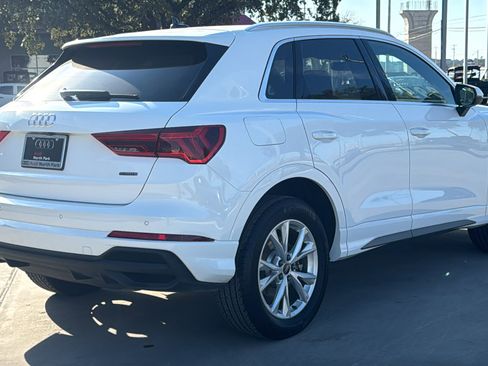 Certified 2025 Audi Q3 2.0T Premium image 7