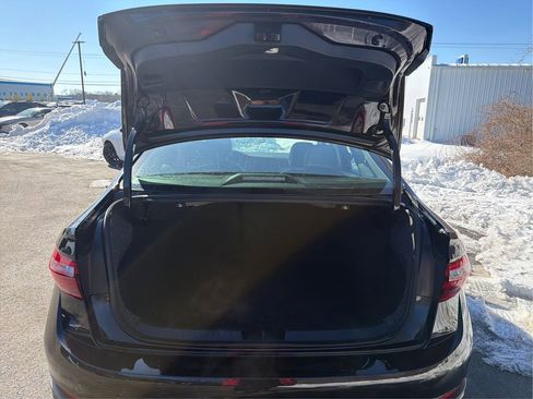 Used 2024 Volkswagen Jetta SE image 12