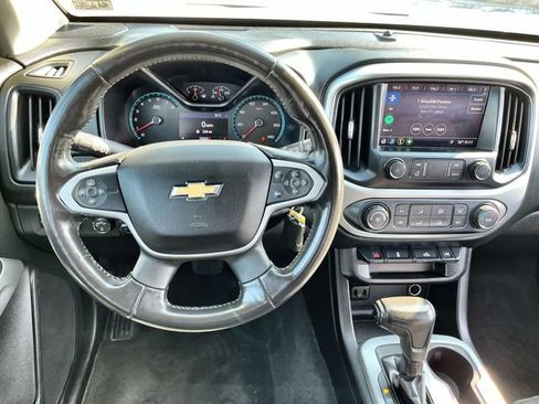Used 2019 Chevrolet Colorado LT AWD/4WD image 12