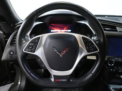 Used 2015 Chevrolet Corvette Z06 w/ 3LZ Preferred Equipment Group image 34