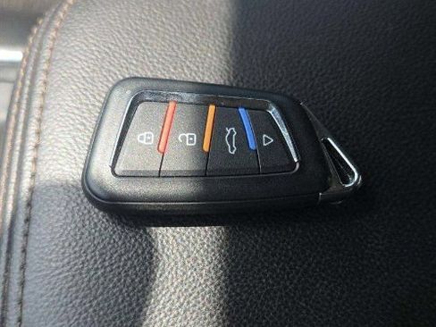 Used 2020 Chevrolet Impala LT FWD image 11