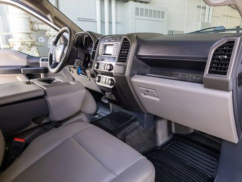 Used 2022 Ford F350 XL w/ Power Equipment Group AWD/4WD image 14