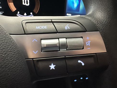 Certified 2025 Hyundai Kona SE image 20