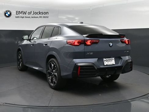 New 2026 BMW X2 xDrive28i w/ Technology Package AWD/4WD image 5