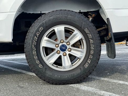 Used 2017 Ford F150 XLT image 21