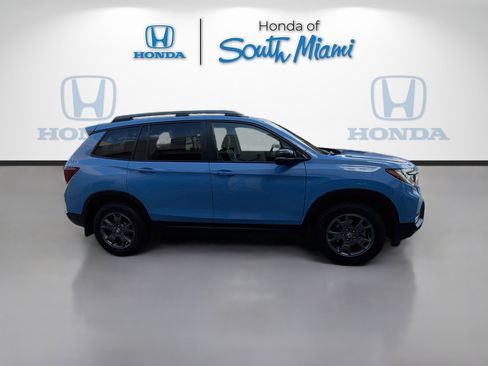 Certified 2024 Honda Passport TrailSport image 8