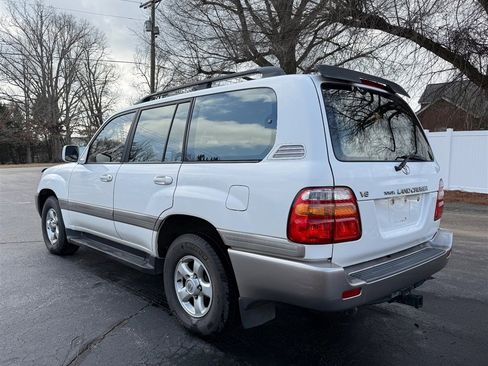 Used 1998 Toyota Land Cruiser image 4