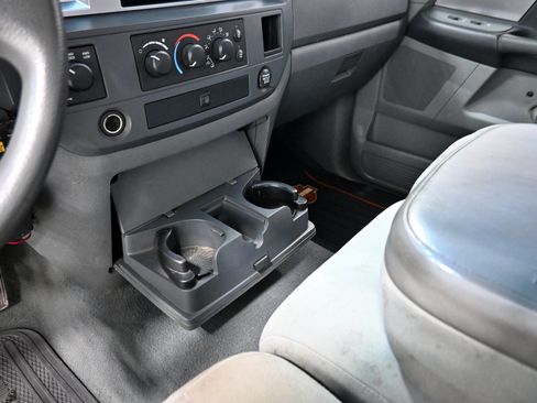 Used 2007 Dodge Ram 2500 Truck SLT w/ Trailer Tow Group AWD/4WD image 9