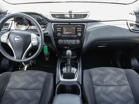 Used 2016 Nissan Rogue S AWD/4WD image 12