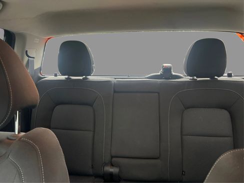 Used 2018 Chevrolet Colorado LT w/ LT Convenience Package image 16