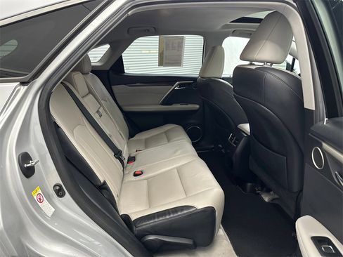 Used 2019 Lexus RX 350 FWD w/ Navigation Package image 17