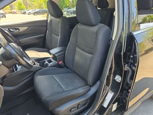 Used 2019 Nissan Rogue SV AWD/4WD image 11
