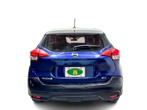 Used 2020 Nissan Kicks SV image 6