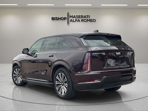 Used 2026 Cadillac Escalade IQ Sport 1 AWD/4WD image 4