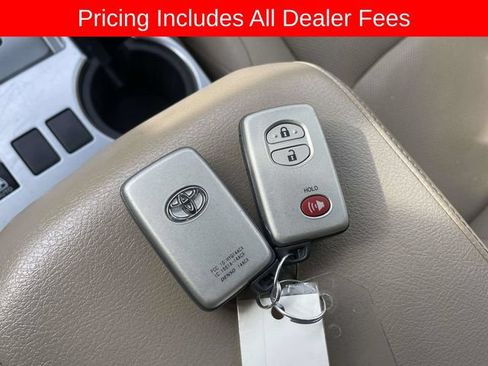 Used 2018 Toyota 4Runner Limited AWD/4WD image 35